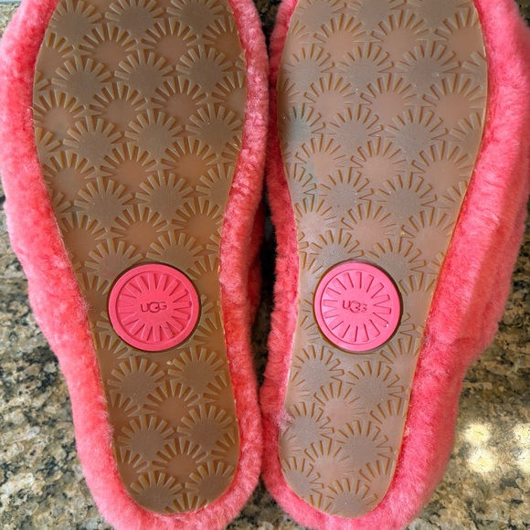 UGG slippers - Picture 7 of 7